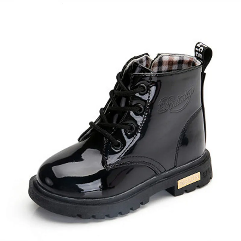 New Hot 2020 Girls Leather Boots Boys Shoes Spring AutumnPu Leather Children Boots Fashion Toddler Kids Boots Warm Winter Boots
New Hot 2020 Girls Leather Boots Boys Shoes Spring AutumnPu Leather Children Boots Fashion Toddler Kids Boots Warm Winter Boots
