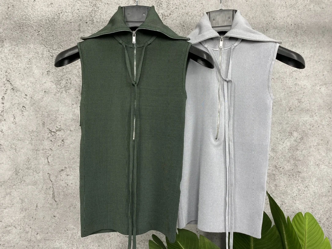 Fashion 2021 New Ladies Sleeveless Sexy Casual Solid Color Turtleneck Structure Base Top 1223
Fashion 2021 New Ladies Sleeveless Sexy Casual Solid Color Turtleneck Structure Base Top 1223