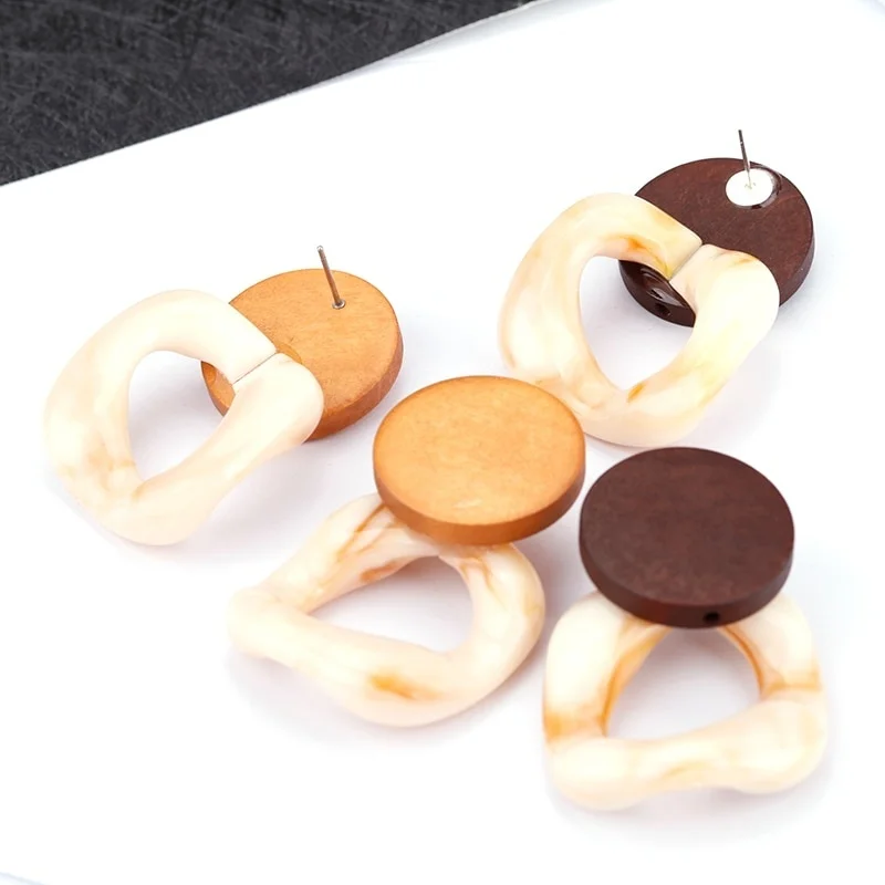 2021 Women New Wood Acrylic Stitching Earrings Jewelry Gifts 
2021 Women New Wood Acrylic Stitching Earrings Jewelry Gifts