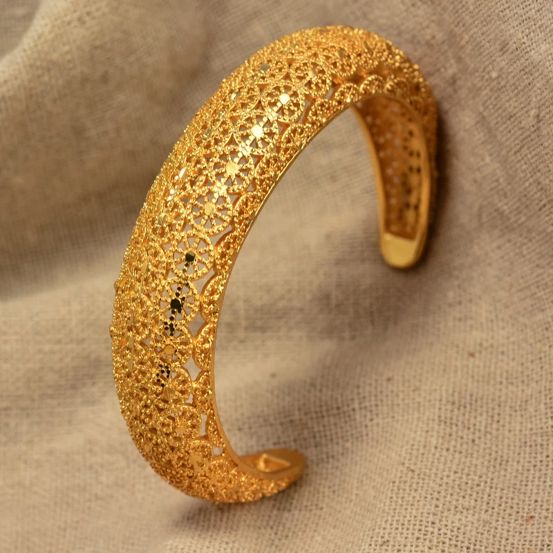 Annayoyo 24K Openable Dubai Gold Color Women Bangles Ethiopian Bracelets&Bangles African Jewelry Arabic Middle East
Annayoyo 24K Openable Dubai Gold Color Women Bangles Ethiopian Bracelets&Bangles African Jewelry Arabic Middle East