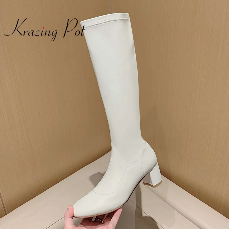 krazing pot 2022 winter hot sale round toe high heels three colors Korean girls dating simple design zip thigh high boots L55
krazing pot 2022 winter hot sale round toe high heels three colors Korean girls dating simple design zip thigh high boots L55