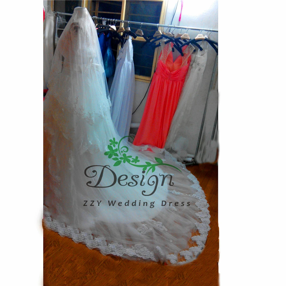Unique Luxury Bridal Gown Strapless Organza And Tulle Appliques Custom-Made Wedding Dresses 2023 Tiered Plus Size With Veil
Unique Luxury Bridal Gown Strapless Organza And Tulle Appliques Custom-Made Wedding Dresses 2023 Tiered Plus Size With Veil