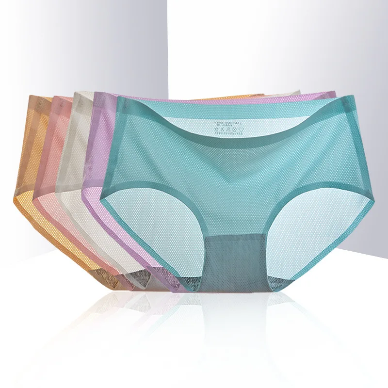 Sexy and Cute Ladies' Comfortable Underwear, One-piece Ice Silk Mid-waist Briefs, Breathable Mesh Without Trace Panties
Sexy and Cute Ladies' Comfortable Underwear, One-piece Ice Silk Mid-waist Briefs, Breathable Mesh Without Trace Panties