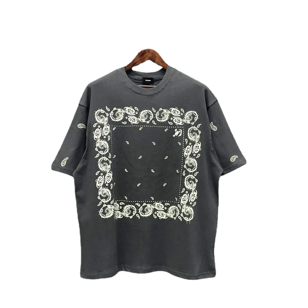 American Famous High Street Brand We11done Short-sleeved Men Women Tee Luminous Cashew Flower Print Oversized Streetwear T-shirt 
American Famous High Street Brand We11done Short-sleeved Men Women Tee Luminous Cashew Flower Print Oversized Streetwear T-shirt