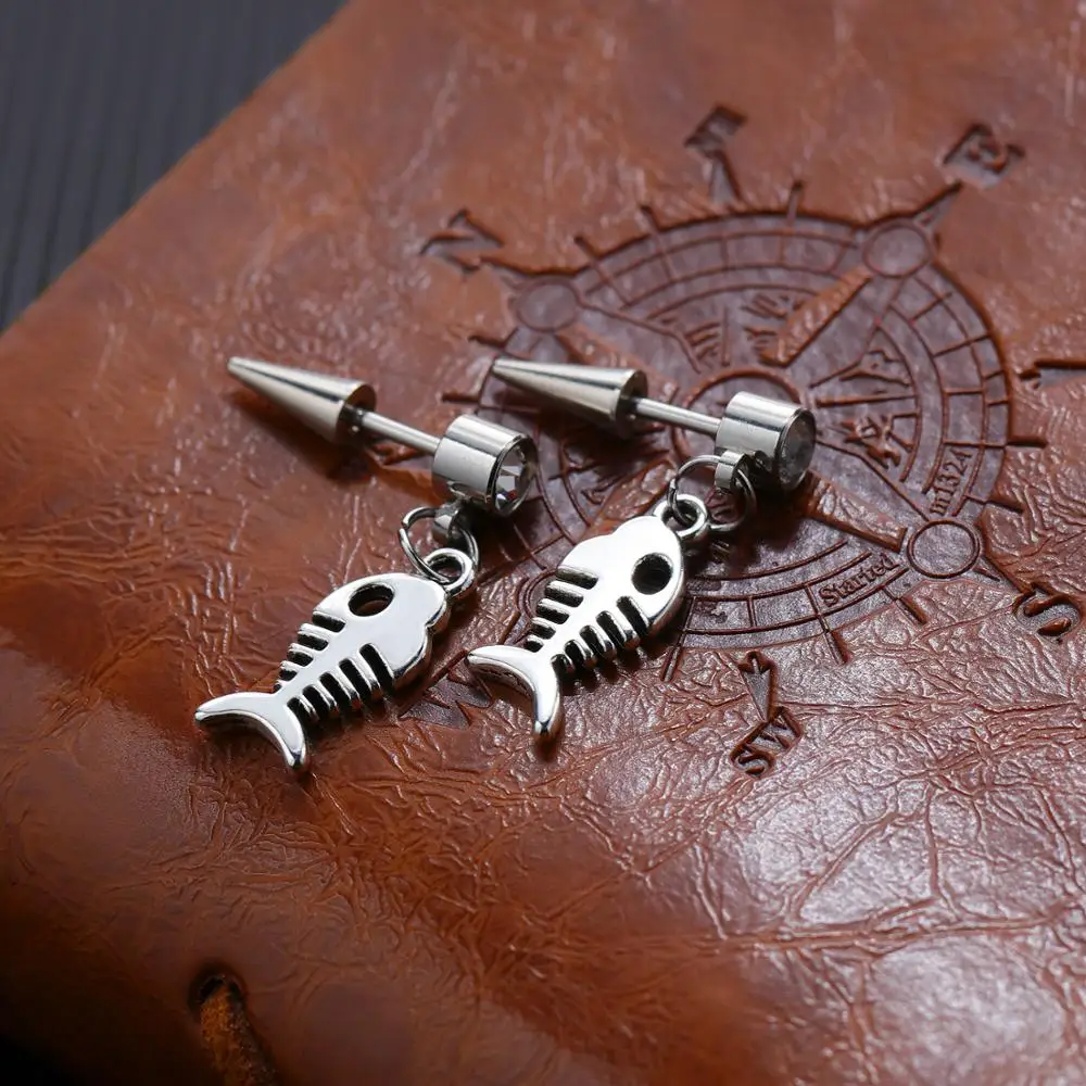 2020 New Punk Small Fish Bone Pendants Zircon Stud Earrings for men women Stainless steel Earrings Hip hop Jewelry Accessories 
2020 New Punk Small Fish Bone Pendants Zircon Stud Earrings for men women Stainless steel Earrings Hip hop Jewelry Accessories