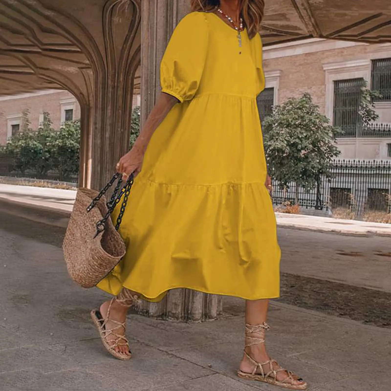 Women Ruffled Short Sleeve Solid Dress 2021 Summer Square Collar Elegant Lantern Sleeve Beach Party Female Dresses Vestidos
Women Ruffled Short Sleeve Solid Dress 2021 Summer Square Collar Elegant Lantern Sleeve Beach Party Female Dresses Vestidos
