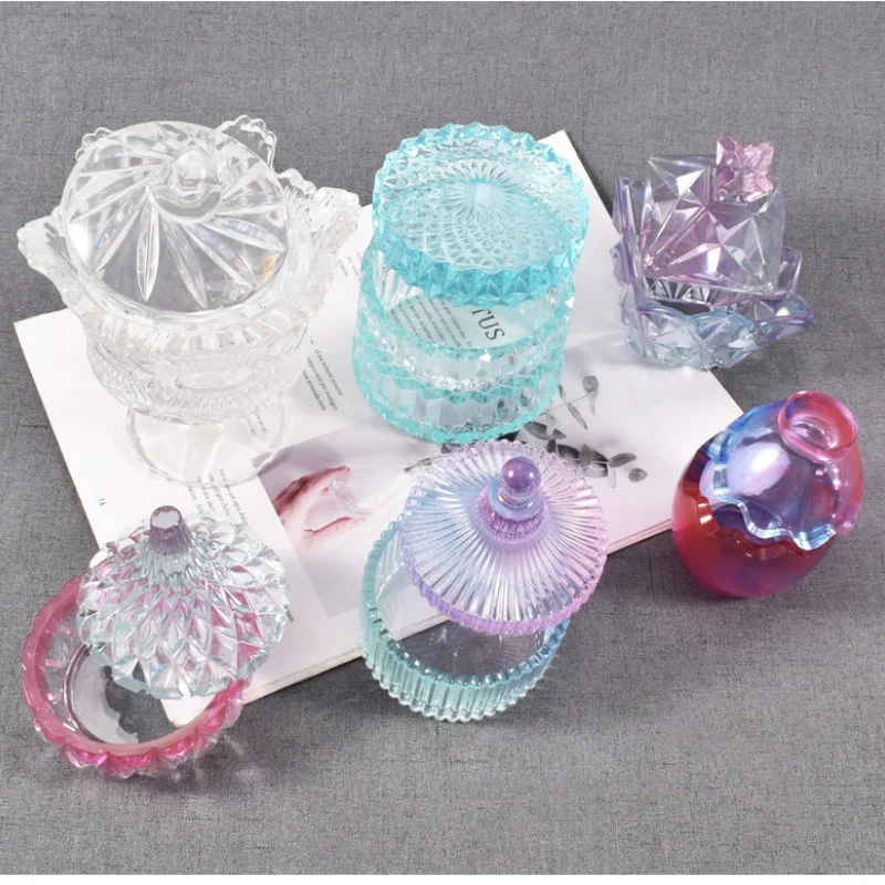 2021 New Elegant Crystal Crown Storage Box Epoxy Silicone Mold for Cut Mold DIY Crystal Epoxy UV Gift Box Jewelry Tools Moulds
2021 New Elegant Crystal Crown Storage Box Epoxy Silicone Mold for Cut Mold DIY Crystal Epoxy UV Gift Box Jewelry Tools Moulds