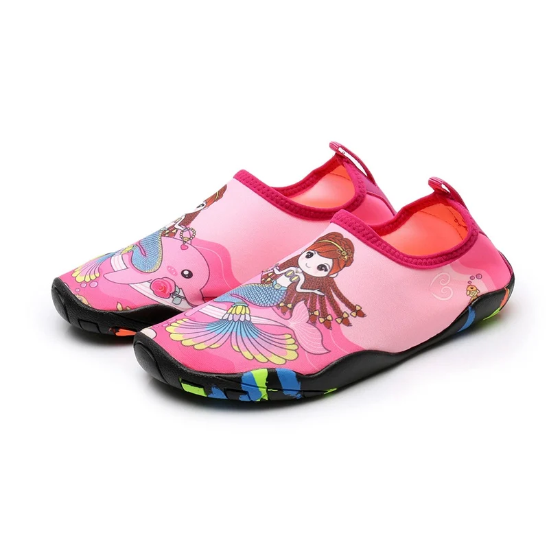 Children Quick-Drying Water Shoes Boys Girls Pool Beach Yoga Sneakers Swimming Shoes For Pool Beach Surf Walking Water Park 
Children Quick-Drying Water Shoes Boys Girls Pool Beach Yoga Sneakers Swimming Shoes For Pool Beach Surf Walking Water Park