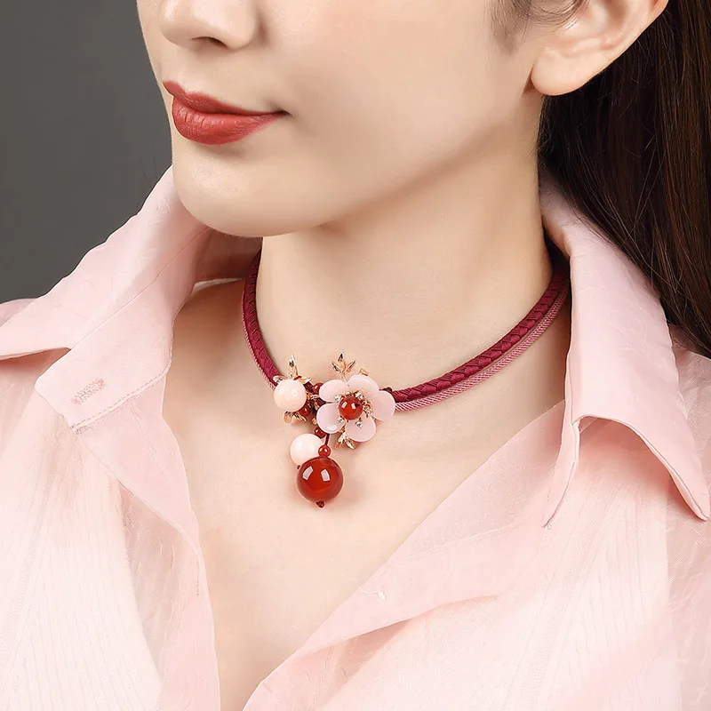 Natural Red Color Agate Stone Round Drop Inlaid Flower Healing Gemstone Necklace Pendant Water Drop Craft Crystal Collar Deor
Natural Red Color Agate Stone Round Drop Inlaid Flower Healing Gemstone Necklace Pendant Water Drop Craft Crystal Collar Deor