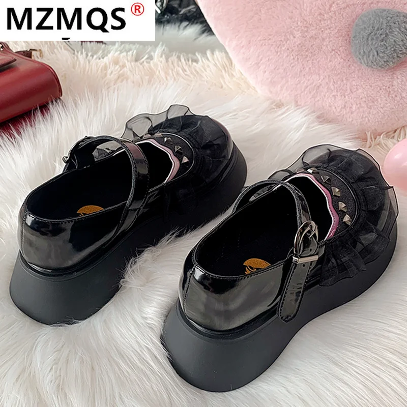 Mary Jane Shoes Autumn 2021 New Retro Shallow Mouth Platform Women Boots One Word Buckle Rhinestone Chain Lace Round Head Shoes
Mary Jane Shoes Autumn 2021 New Retro Shallow Mouth Platform Women Boots One Word Buckle Rhinestone Chain Lace Round Head Shoes