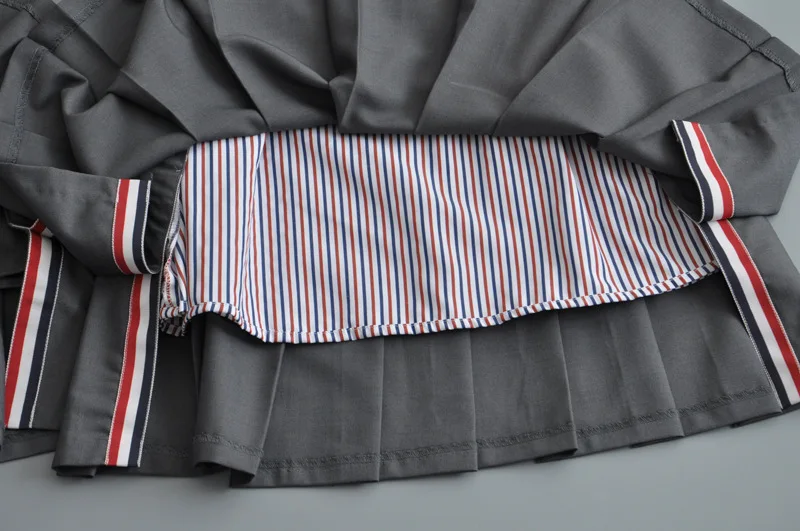 Summer New Vintage Women Skirt High Waist School Uniform Pleated Skirts Female Golf Skirt kawaii Mini Dance Skirts Free shipping
Summer New Vintage Women Skirt High Waist School Uniform Pleated Skirts Female Golf Skirt kawaii Mini Dance Skirts Free shipping