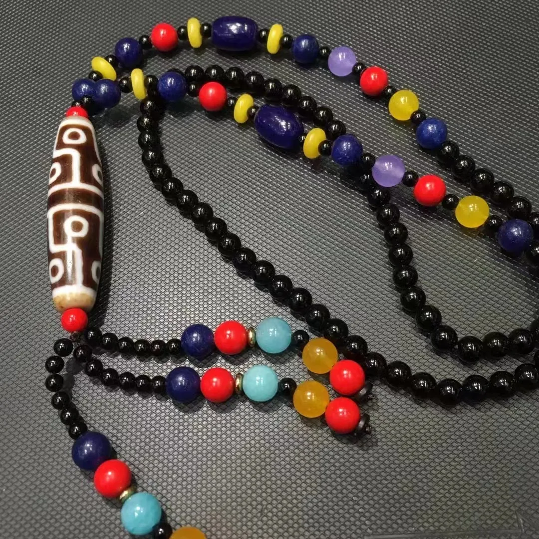 1pcs/lot Exquisite natural Ancient Dzi Bead Necklace Twelve eyes Guru Rinpoche Three eyes folk-custom Fine weathering Perfect
1pcs/lot Exquisite natural Ancient Dzi Bead Necklace Twelve eyes Guru Rinpoche Three eyes folk-custom Fine weathering Perfect