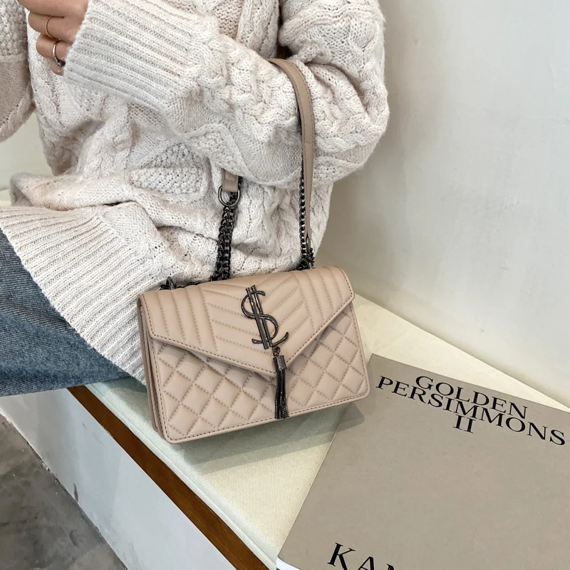 New Famous Brand Tassel Handbags for Women 2020 Luxury Designer Chains Shoulder Bag Fashion Quality Pu Leather Crossbody Bags
New Famous Brand Tassel Handbags for Women 2020 Luxury Designer Chains Shoulder Bag Fashion Quality Pu Leather Crossbody Bags