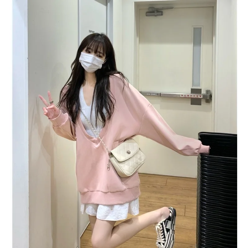 Pink V-neck Sweater Women's Spring and Autumn 2021 New Loose and Lazy Style Design Sense Mid-Length Shirt Fashion
Pink V-neck Sweater Women's Spring and Autumn 2021 New Loose and Lazy Style Design Sense Mid-Length Shirt Fashion