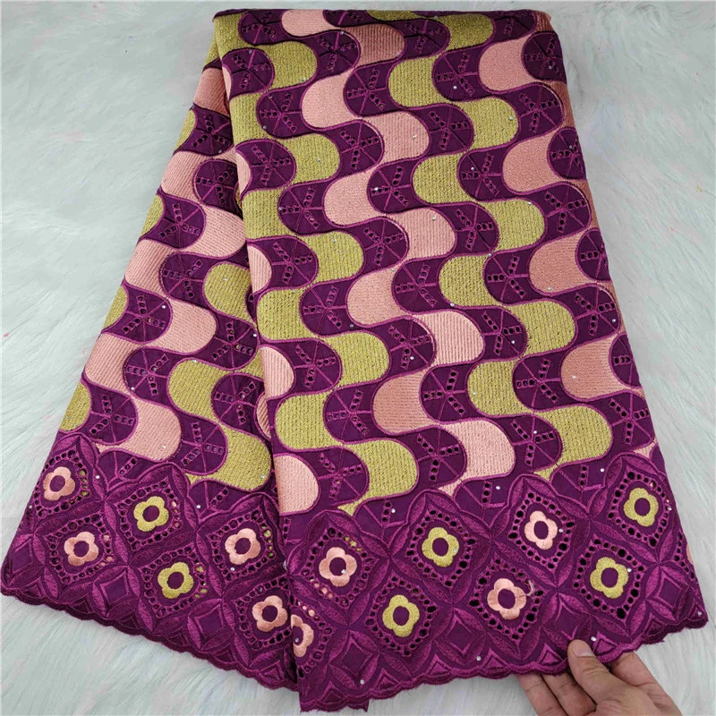 Хлопчатобумажная кружевная ткань высокого качества нигерийское кружево 2021 швейцарская вуаль кружевная ткань вышитые африканские сухие кр...
Хлопчатобумажная кружевная ткань высокого качества нигерийское кружево 2021 швейцарская вуаль кружевная ткань вышитые африканские сухие кр...