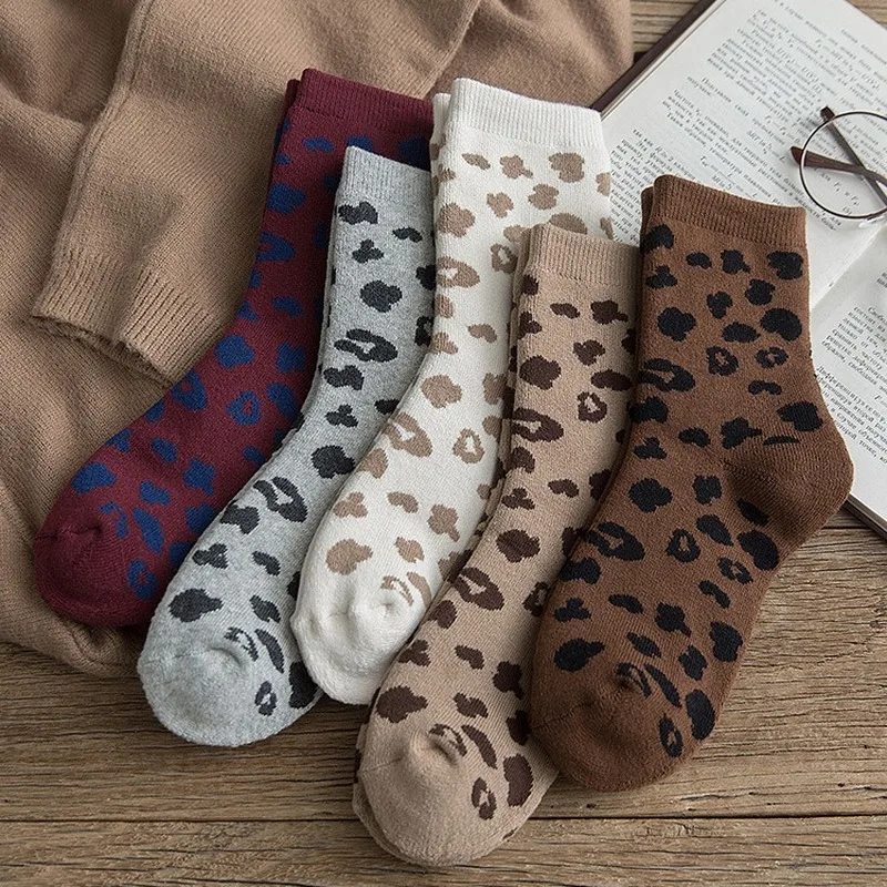 Spotted Leopard Print Women Socks Cotton Terry Tube Thickened Warm Socks Cotton Korean Japanese Style Eur35-40
Spotted Leopard Print Women Socks Cotton Terry Tube Thickened Warm Socks Cotton Korean Japanese Style Eur35-40
