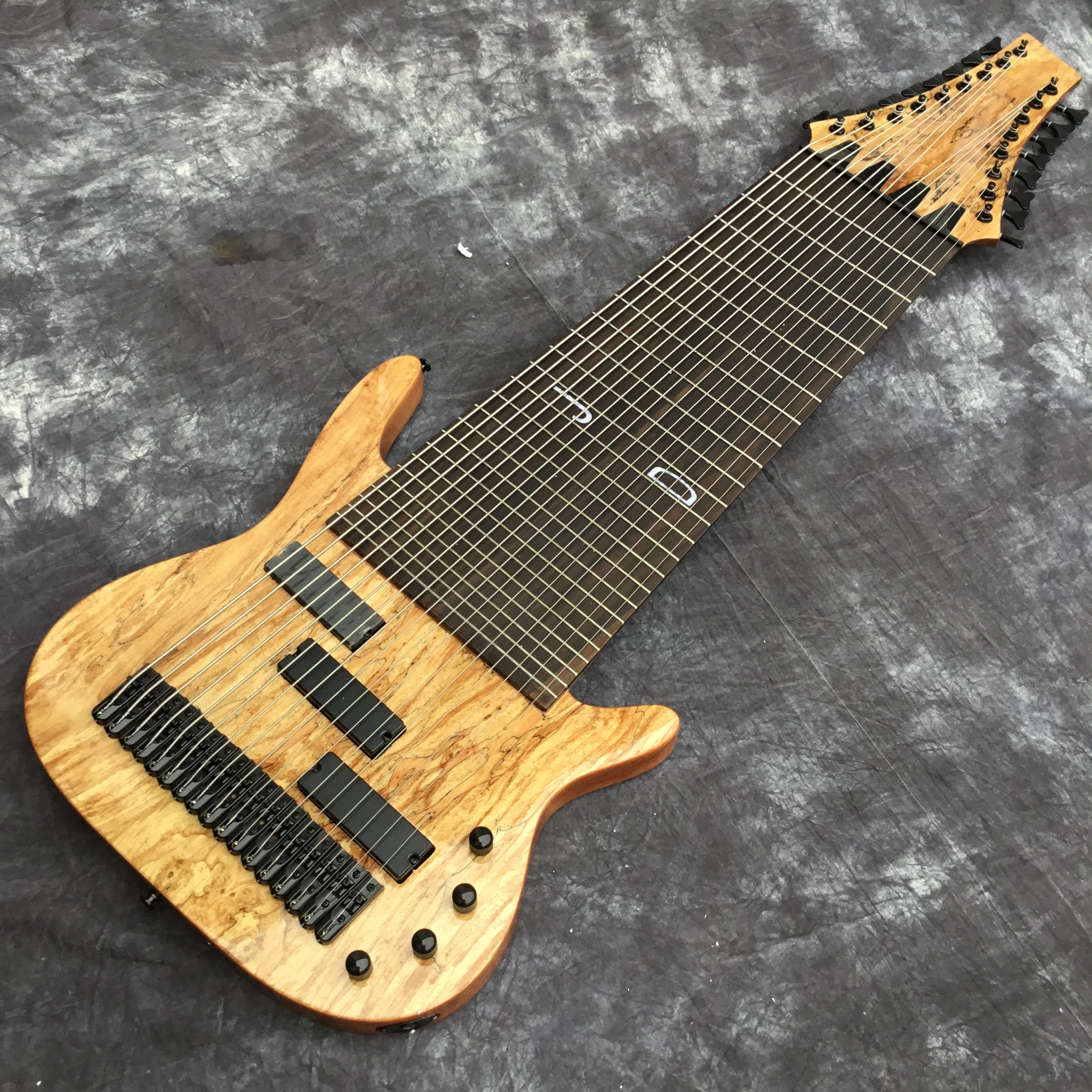2020 Factory Custom 17 String Electric Bass Guitar, Rosewood Fingerboard, Fretless Inlay, Custom Offer
2020 Factory Custom 17 String Electric Bass Guitar, Rosewood Fingerboard, Fretless Inlay, Custom Offer