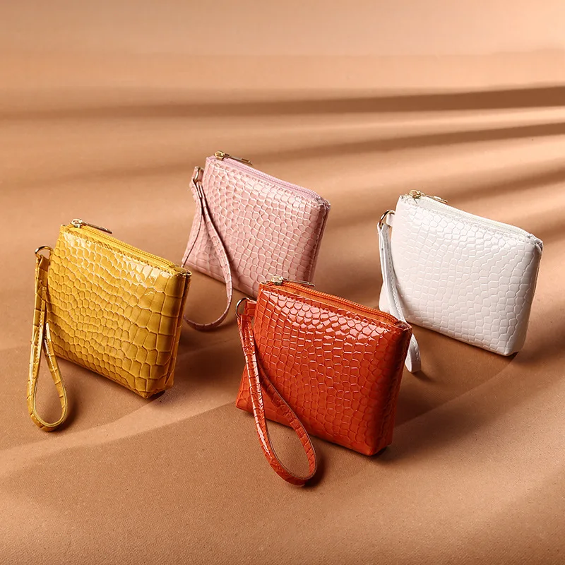 Retro Crocodile Card Holder Multifunctional Fashion Pu Clutch Coin Purse Crocodile Pattern Zipper Wallet Women Mini Coin Bag
Retro Crocodile Card Holder Multifunctional Fashion Pu Clutch Coin Purse Crocodile Pattern Zipper Wallet Women Mini Coin Bag
