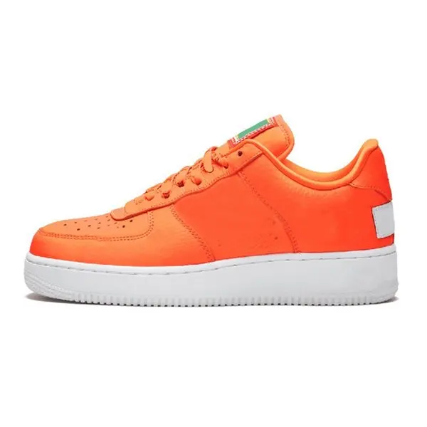 Air Forcing AF1 MCA Blue White Red Metallic Silver Men women Running Shoes Volt 2.0 Low Black Green Shoes Trainers Skateboard
Air Forcing AF1 MCA Blue White Red Metallic Silver Men women Running Shoes Volt 2.0 Low Black Green Shoes Trainers Skateboard