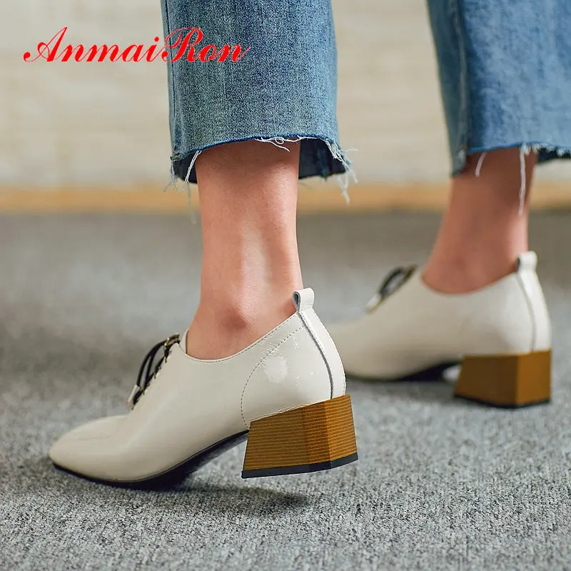 ANMAIRON 2019 Basic Womens Shoes Patent Leather Square Toe Lace-Up Women Pumps Casual Square Heel Classics Sewing Womens Heels
ANMAIRON 2019 Basic Womens Shoes Patent Leather Square Toe Lace-Up Women Pumps Casual Square Heel Classics Sewing Womens Heels