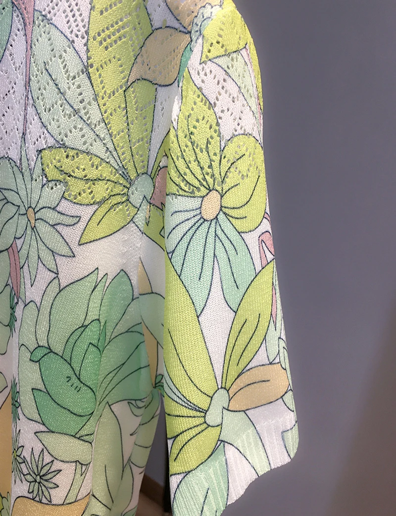 2021 New Summer T Shirt Women Knitted Casual Printing Hollow Out Short Sleeves Top O-Neck Slim Thin Kintwear B-011
2021 New Summer T Shirt Women Knitted Casual Printing Hollow Out Short Sleeves Top O-Neck Slim Thin Kintwear B-011