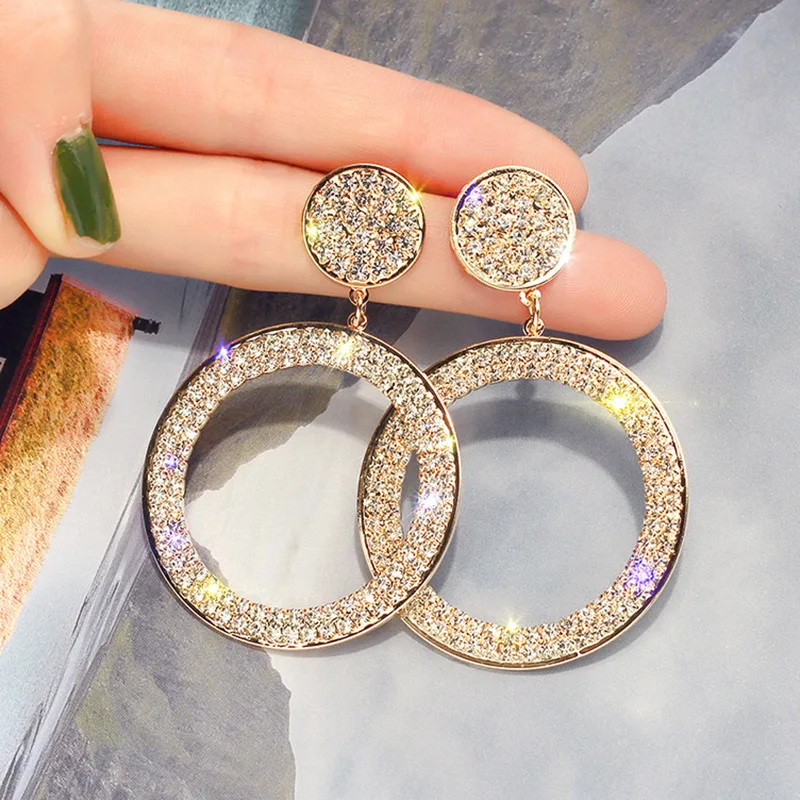 High Quality Rhinestone circle exquisite Elegant Big earrings Prevent Allergy Personality Fashion Simpl emetal Exaggerated
High Quality Rhinestone circle exquisite Elegant Big earrings Prevent Allergy Personality Fashion Simpl emetal Exaggerated