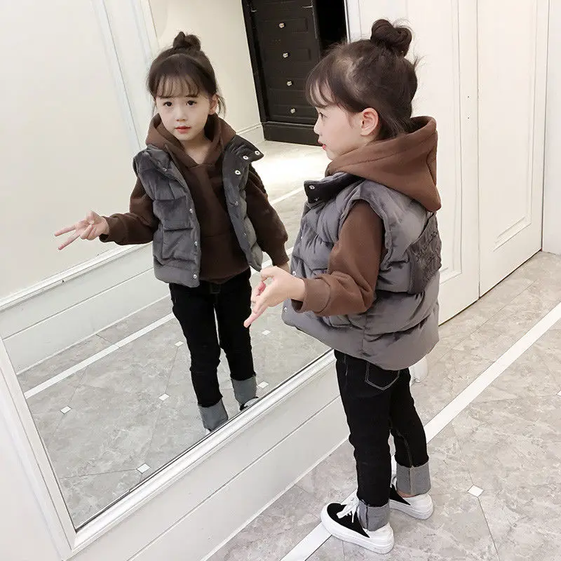 Girls' vest 2020 winter new children's Korean autumn and winter girl western style vest thick cotton vest outer wear
Girls' vest 2020 winter new children's Korean autumn and winter girl western style vest thick cotton vest outer wear