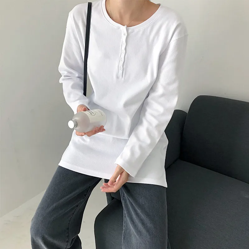 PLAMTEE 2021 New Autumn Women T-Shirt Long-Sleeved Shirt O Neck Casual Solid Color Button Basic Fashion Hot Female Top
PLAMTEE 2021 New Autumn Women T-Shirt Long-Sleeved Shirt O Neck Casual Solid Color Button Basic Fashion Hot Female Top