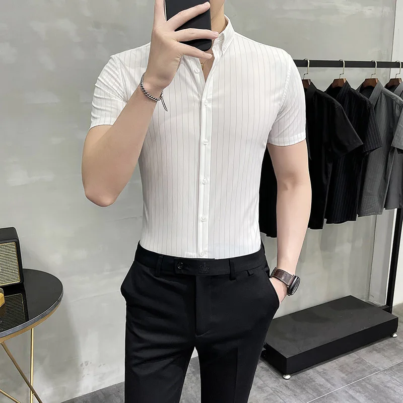 Striped short sleeve shirt men's summer new professional wear fashion ruffian handsome Korean slim anti wrinkle men's high grade 
Striped short sleeve shirt men's summer new professional wear fashion ruffian handsome Korean slim anti wrinkle men's high grade