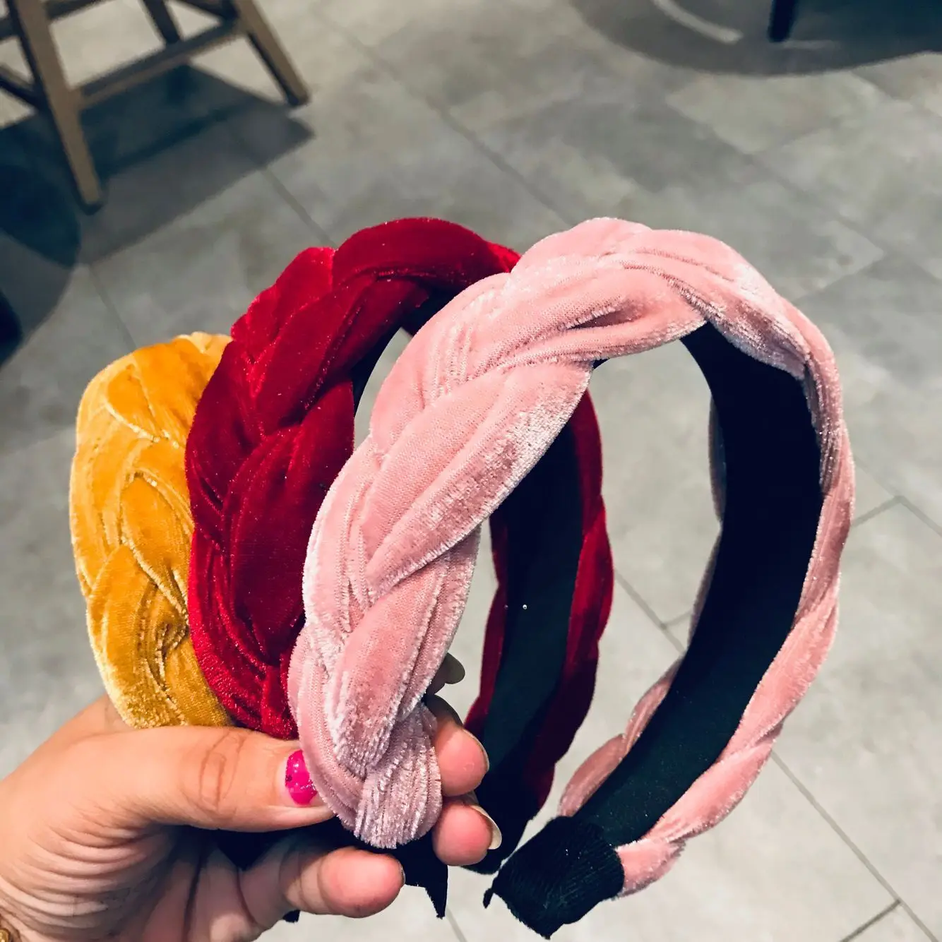 Женский бархатистый однотонный обруч для волос, оплетка Kenaf, обруч с перекрестной головкой для девочек, фланелевая модная Пряжка для волос э...
Женский бархатистый однотонный обруч для волос, оплетка Kenaf, обруч с перекрестной головкой для девочек, фланелевая модная Пряжка для волос э...