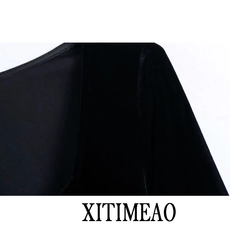 ZA Women New Fashion Retro Velvet Short Tops V-neck Long Sleeve Short Kink Shirt Solid Color Elegant Sexy Blouse Clothing 
ZA Women New Fashion Retro Velvet Short Tops V-neck Long Sleeve Short Kink Shirt Solid Color Elegant Sexy Blouse Clothing