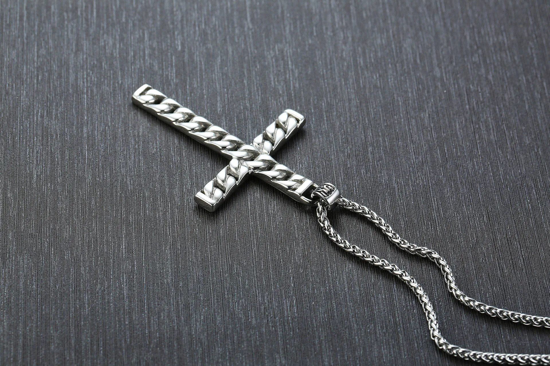 QWC LB88 new arrival classic necklace for women birthday free shipping jewelry hot sell for women and man
QWC LB88 new arrival classic necklace for women birthday free shipping jewelry hot sell for women and man