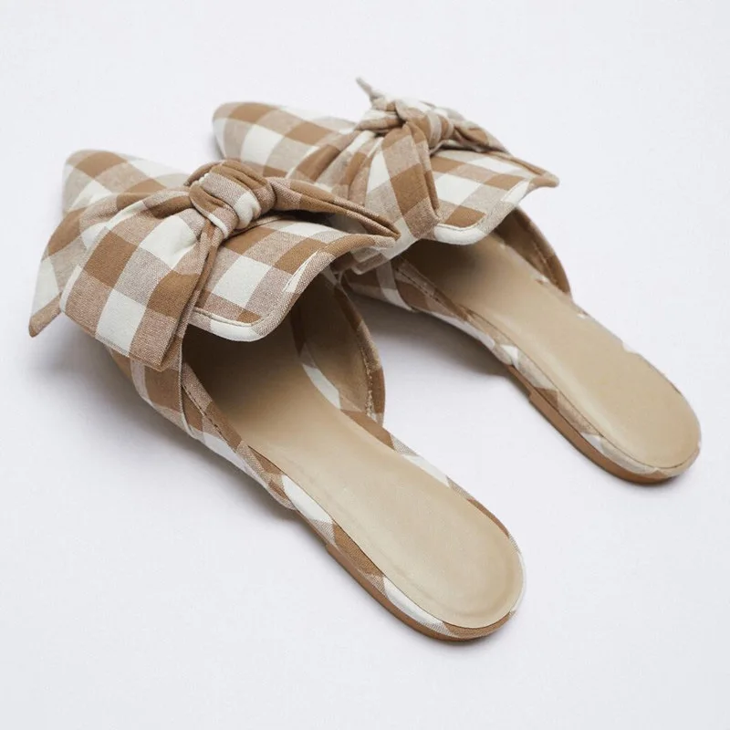 ZAR 2021 Summer New Fashion Pointed Toe Flat Lattice Bow Sexy Outer Wear Muller Sandals And Slippers Women Luxury Brand Mujer
ZAR 2021 Summer New Fashion Pointed Toe Flat Lattice Bow Sexy Outer Wear Muller Sandals And Slippers Women Luxury Brand Mujer