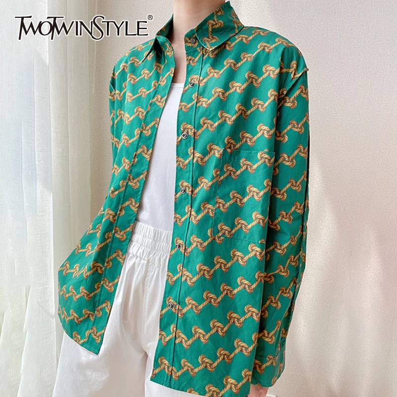 TWOTWINSTYLE Casual Blouses For Women Lapel Loose Long Sleeve Single Breasted Patchwork Print Shirts Female 2021 Autumn Clothing
TWOTWINSTYLE Casual Blouses For Women Lapel Loose Long Sleeve Single Breasted Patchwork Print Shirts Female 2021 Autumn Clothing