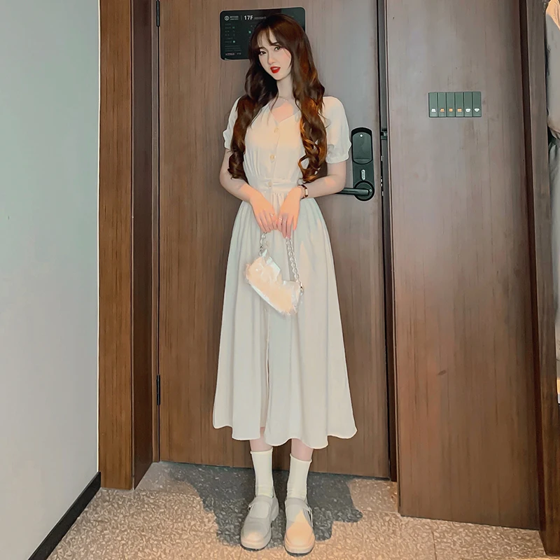 New Fashion Ladies French Style V-Neck Short Sleeve High Waist Slim Sweet Single-Breasted A-line Long Dress
New Fashion Ladies French Style V-Neck Short Sleeve High Waist Slim Sweet Single-Breasted A-line Long Dress