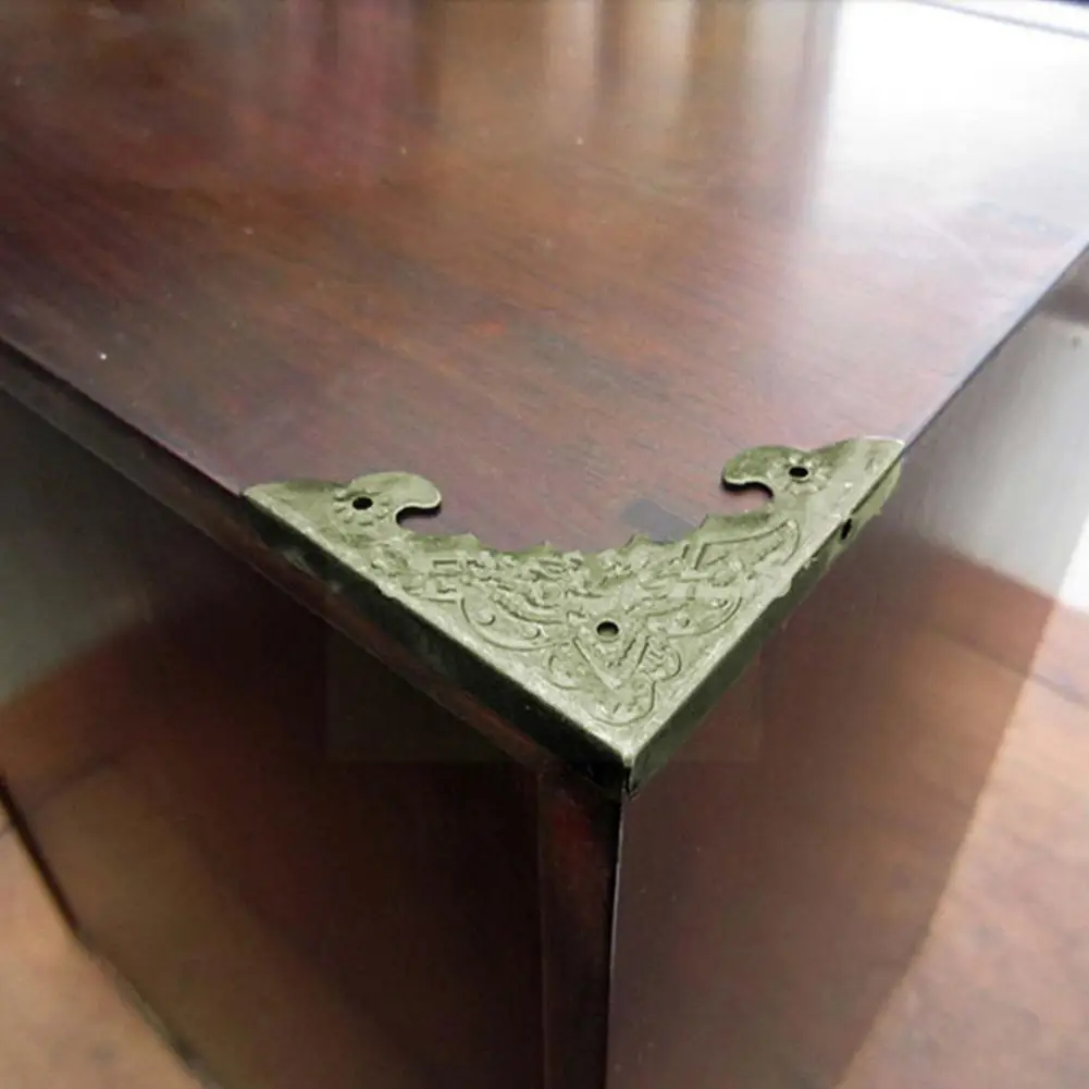 Wholesale square corner table package corner flower red box wine corner box wooden bird corner corne box corner package and Q4O1
Wholesale square corner table package corner flower red box wine corner box wooden bird corner corne box corner package and Q4O1