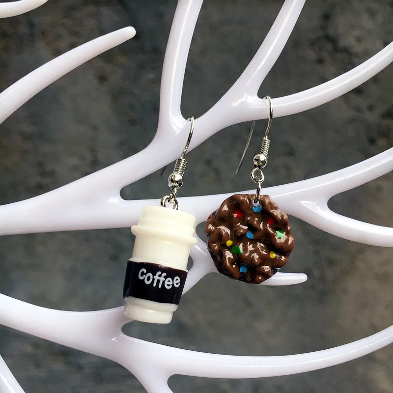 2020 Trend Unusual Earrings Christmas Cute Chocolate Biscuit Coffee Cup Earrings Earrings for Women 2020 Jewelry
2020 Trend Unusual Earrings Christmas Cute Chocolate Biscuit Coffee Cup Earrings Earrings for Women 2020 Jewelry