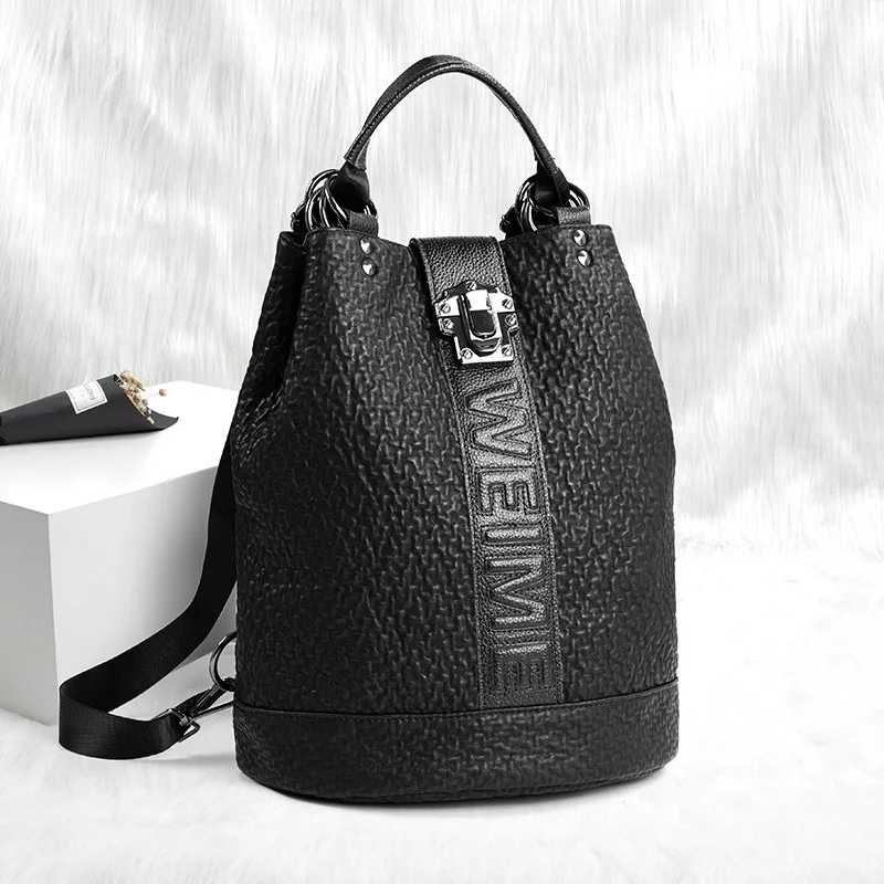 Cowhide Backpack Women 2021 New Personalized Bucket Genuine Leather Backpacks Large Capacity Anti-theft Travel Bag Woman Bagpack
Cowhide Backpack Women 2021 New Personalized Bucket Genuine Leather Backpacks Large Capacity Anti-theft Travel Bag Woman Bagpack