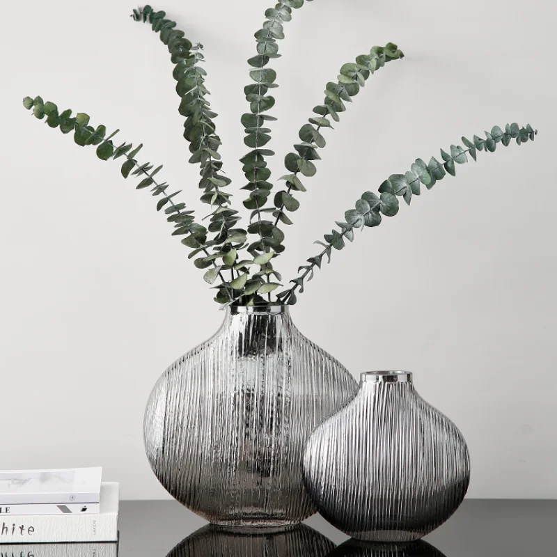 Nordic Light Luxury Plating Glass Vase Decoration Modern Creative Living Room Dried Flower Flower Arrangement Table Decoration
Nordic Light Luxury Plating Glass Vase Decoration Modern Creative Living Room Dried Flower Flower Arrangement Table Decoration