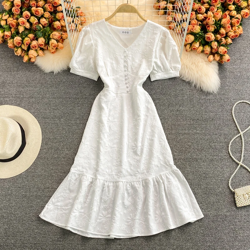 WEIHAOBANG 2021 New Summer Women's Solid Casual Dress Ladys High Waist V Neck Slim Mid Dress Female Single Breasted Dress
WEIHAOBANG 2021 New Summer Women's Solid Casual Dress Ladys High Waist V Neck Slim Mid Dress Female Single Breasted Dress