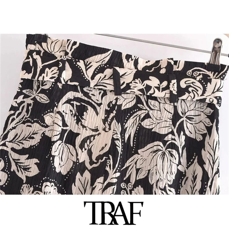 TRAF Women Chic Fashion With Belt Floral Print Straight Pants Vintage High Waist Side Pockets Female Trousers Mujer 
TRAF Women Chic Fashion With Belt Floral Print Straight Pants Vintage High Waist Side Pockets Female Trousers Mujer