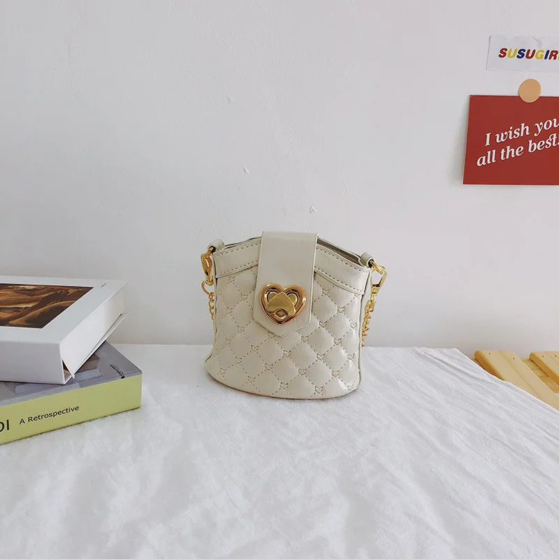 PU Leather Princess Coin Purse Chain Crossbody Phone Pouch Children Wallet Bag Bolso Mujer Bolsa Carteira Feminina for Girls
PU Leather Princess Coin Purse Chain Crossbody Phone Pouch Children Wallet Bag Bolso Mujer Bolsa Carteira Feminina for Girls