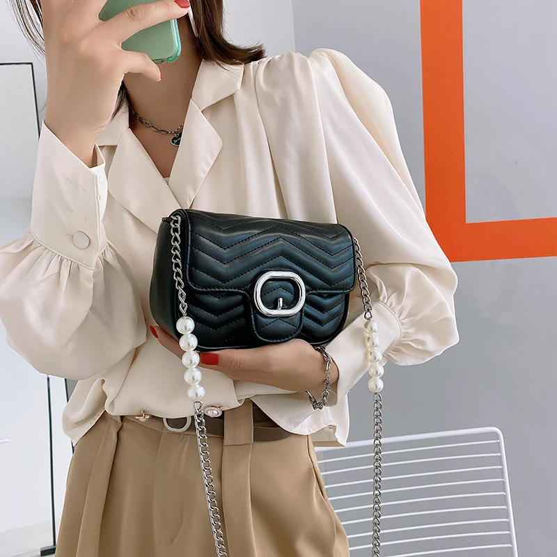 Luxury Shoulder Bags for Women 2021 New Female Bags Chain Pearl Designer Small Flap Bag Ladies Elegant Crossbody Bag Purse
Luxury Shoulder Bags for Women 2021 New Female Bags Chain Pearl Designer Small Flap Bag Ladies Elegant Crossbody Bag Purse
