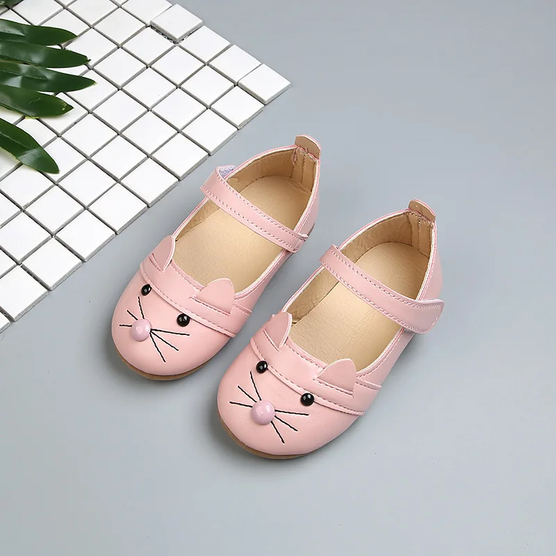 Туфли детские кожаные мягкие с мультяшным котом для девочек на весну/осень 21-30 2021