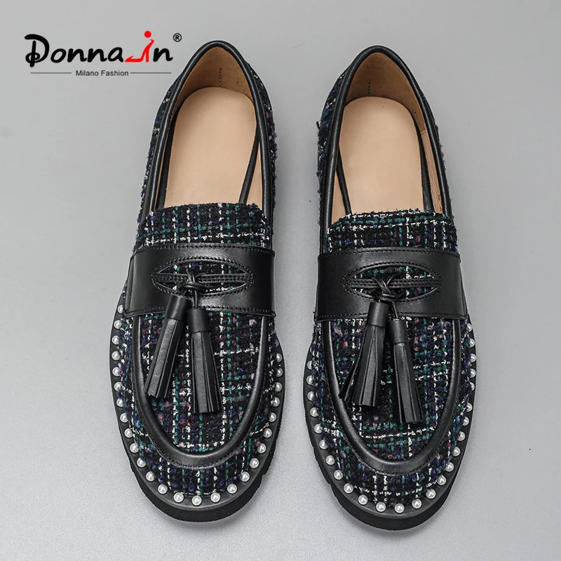 Женские мокасины с кисточками Donna-in, черные Лоферы ручной работы, с жемчугом, с круглым носком, без застежек, осень 2021
Женские мокасины с кисточками Donna-in, черные Лоферы ручной работы, с жемчугом, с круглым носком, без застежек, осень 2021