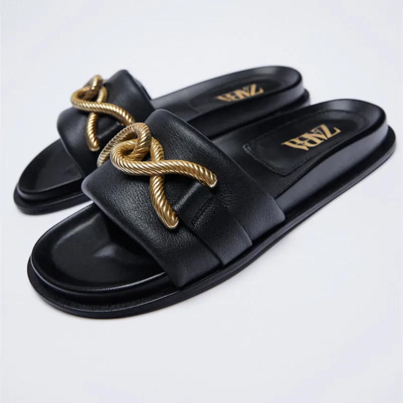 ZAR Brand Slippers Women Summer Luxury 2021 New Fashion Round Toe Metal Button Flat-Heeled Sandals Plus Size 41 Chaussure Femme
ZAR Brand Slippers Women Summer Luxury 2021 New Fashion Round Toe Metal Button Flat-Heeled Sandals Plus Size 41 Chaussure Femme