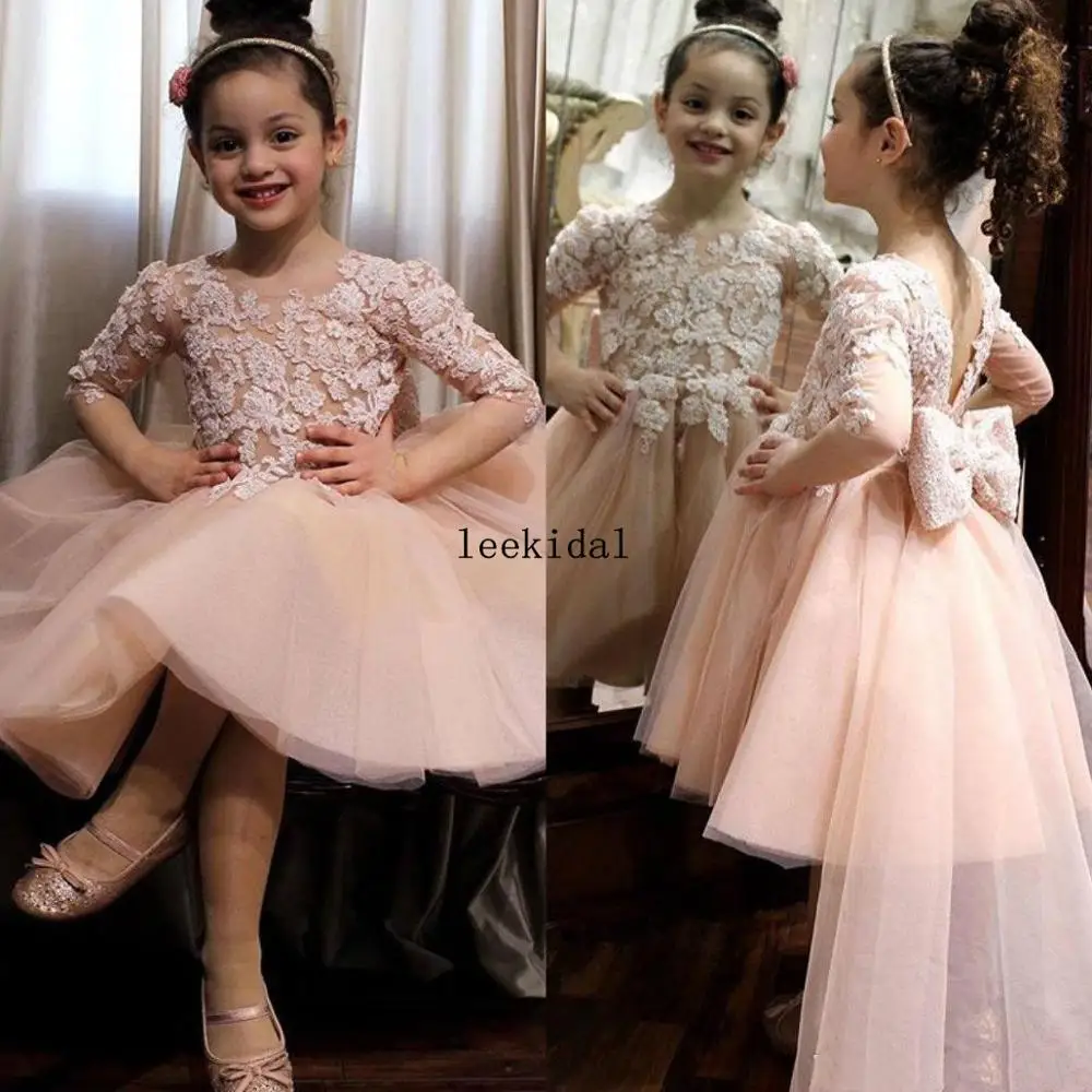 2020 Light Pink Flower Girl Dresses with Bow Lace Appliques Tulle Knee Length Little Girls Pageant Dress Kids Communion Birthday
2020 Light Pink Flower Girl Dresses with Bow Lace Appliques Tulle Knee Length Little Girls Pageant Dress Kids Communion Birthday
