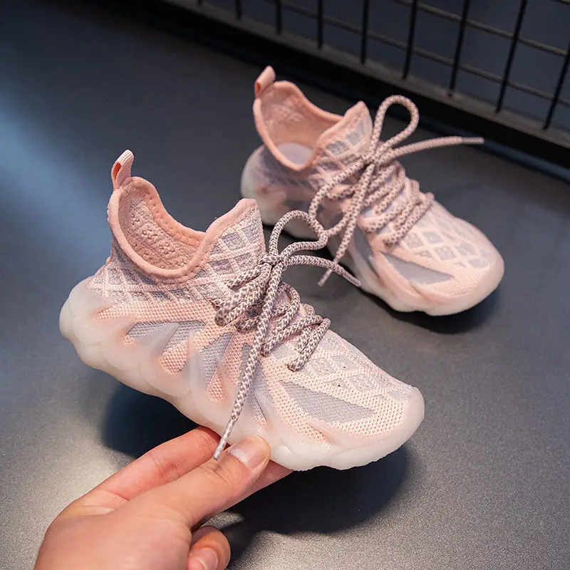 2021 new summer children's sports shoes medium and large children's Coconut shoes breathable flame soft sole flying mesh top
2021 new summer children's sports shoes medium and large children's Coconut shoes breathable flame soft sole flying mesh top