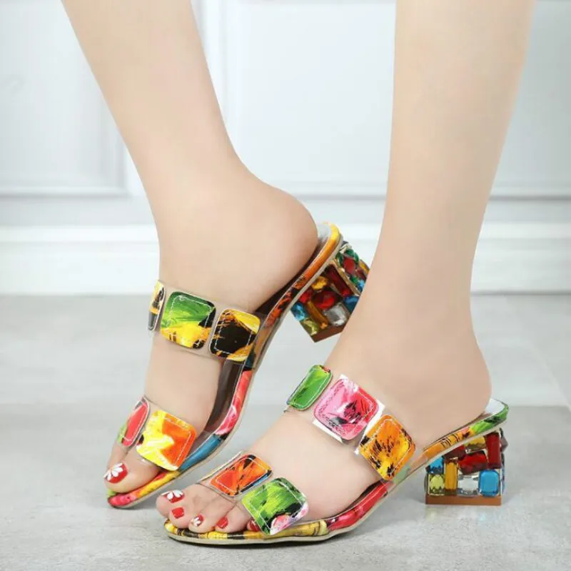 Dwayne Slippers Womens Summer New Strange Style Sandals Rhinestone Candy Colors Matching Elegant High Heels Female Shoes 698
Dwayne Slippers Womens Summer New Strange Style Sandals Rhinestone Candy Colors Matching Elegant High Heels Female Shoes 698