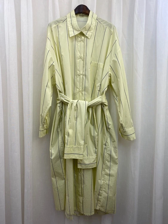 2021 new women fashion lapel stripe decoration waist wrinkle long sleeve dress 608
2021 new women fashion lapel stripe decoration waist wrinkle long sleeve dress 608